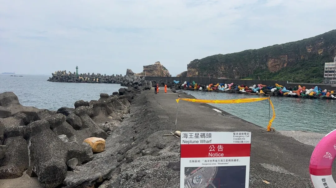 發現男屍的地點在海王星碼頭。（圖／警方提供）