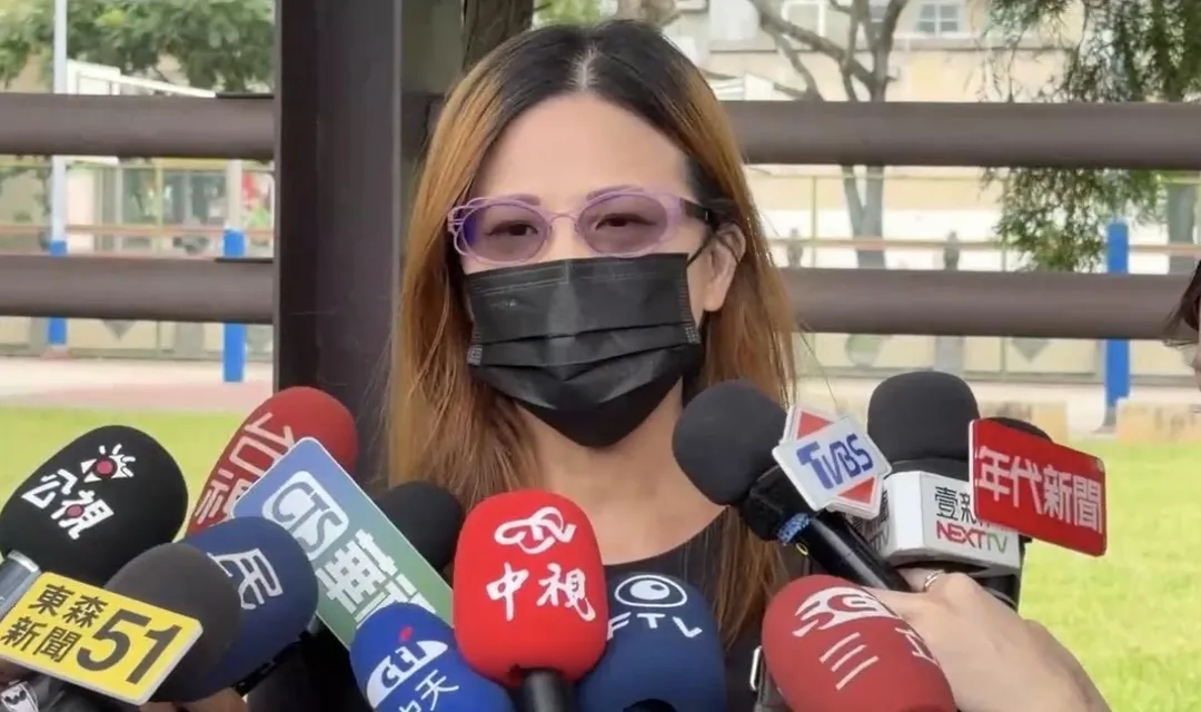 男大生母親現身受訪。（圖／翻攝畫面）
