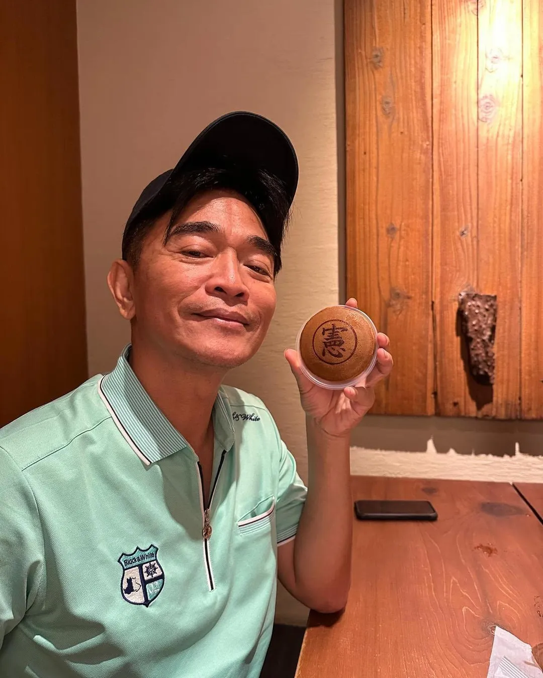吳宗憲沈重地表示,得知消息後心裡感到相當唏噓,雖然明白人生終有一別、本是如此,但還是非常遺憾大姐在生命的晚年過得並不順遂。(圖/翻攝畫面)