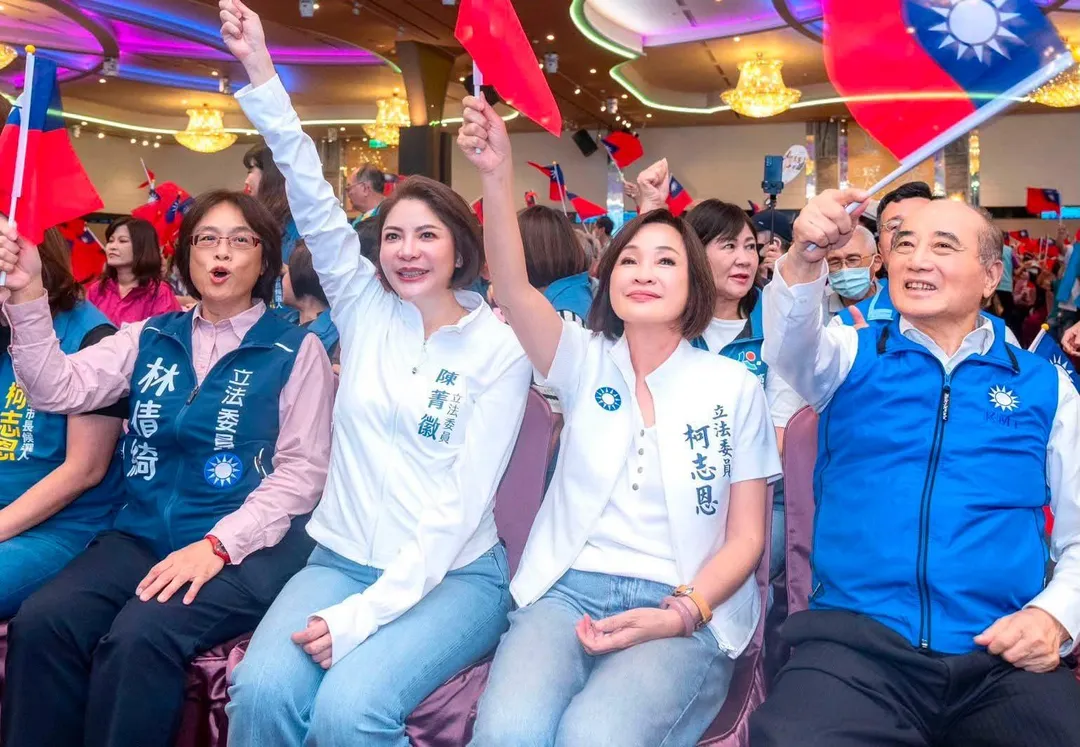 談及柯志恩選情，國民黨立委陳菁徽表示，「高雄這陣風，順起來了。」