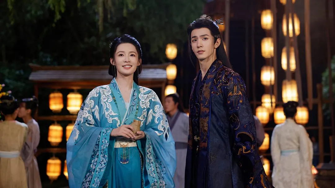 李沁（左）、陳哲遠在《一笑隨歌》從宿敵轉變成摯愛成一大看點。（圖／中天娛樂台提供）