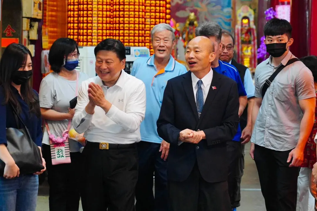 立法院長韓國瑜與國民黨團總召傅崐萁，14日互動良好，互開玩笑。（圖／資料照片，傅崐萁臉書）