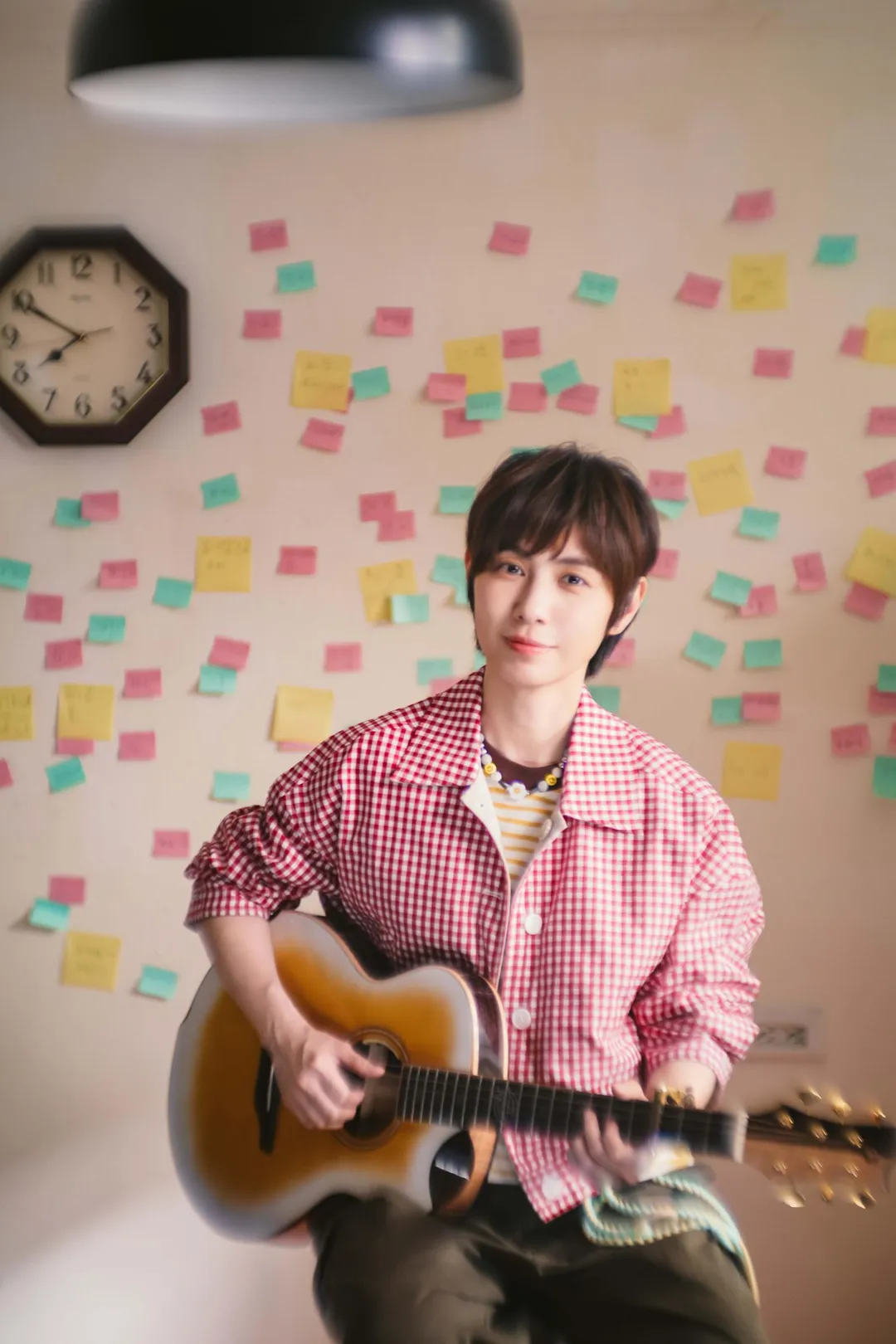 魏嘉瑩新歌〈我們是奇奇與蒂蒂〉來自因巡演收集盲盒激發的靈感。（圖／相信音樂 提供）