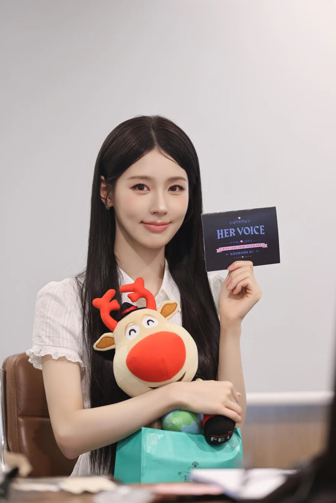 薇娟分享自己近期最大的改變。（圖／CUBE Entertainment 提供）