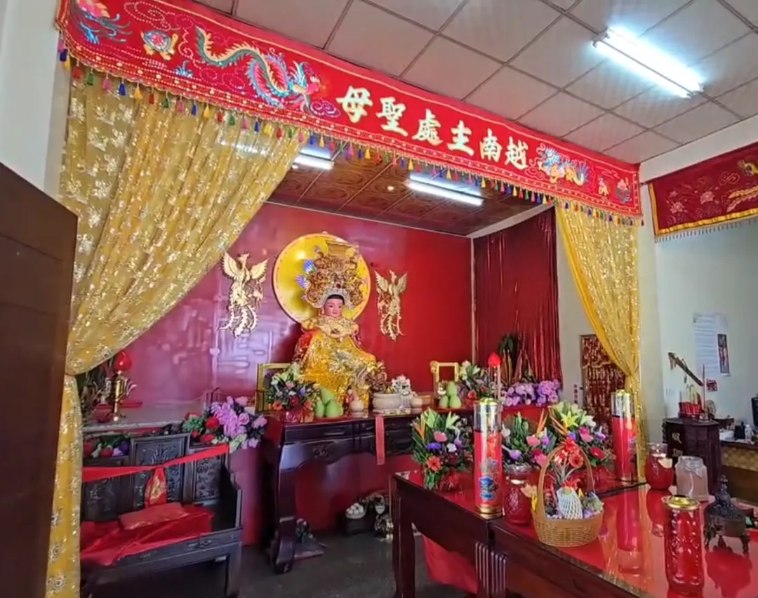 越南主處聖母地位崇高,一如媽祖在台灣民俗信仰的重要性。(圖/中天新聞)