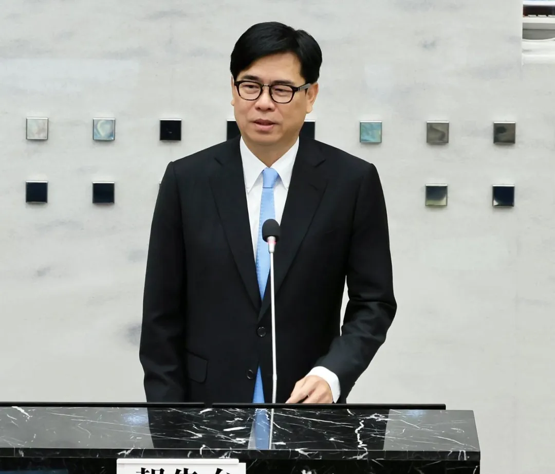 陳其邁表態支持普發1萬政策。（圖取自陳其邁臉書）
