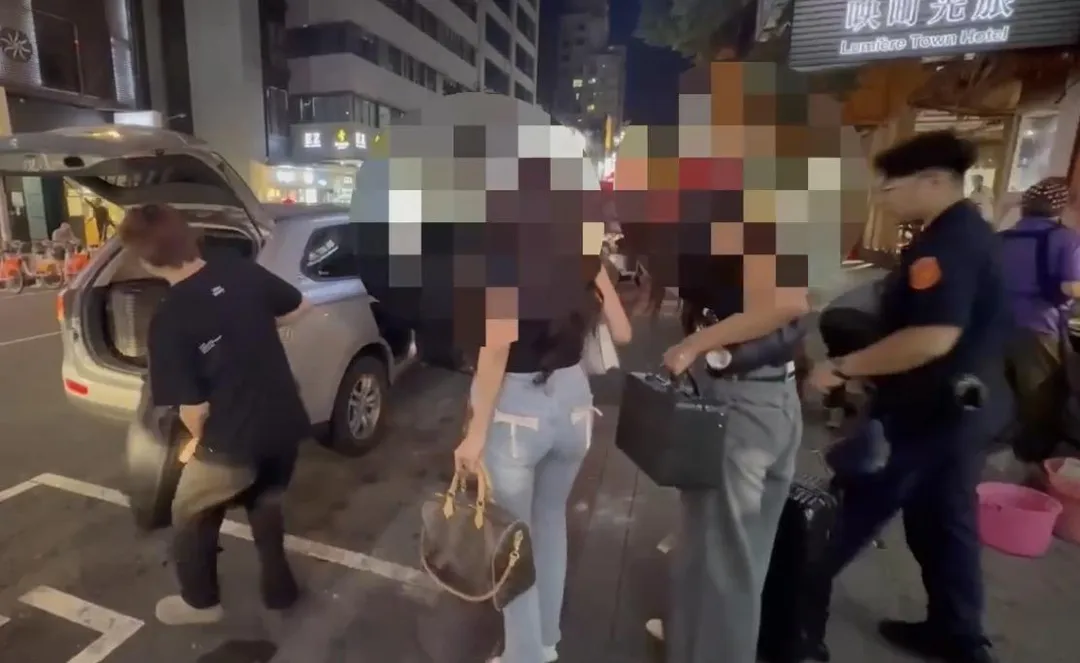 警方破獲大型應召站查獲41名外籍應召女。（圖／翻攝畫面）