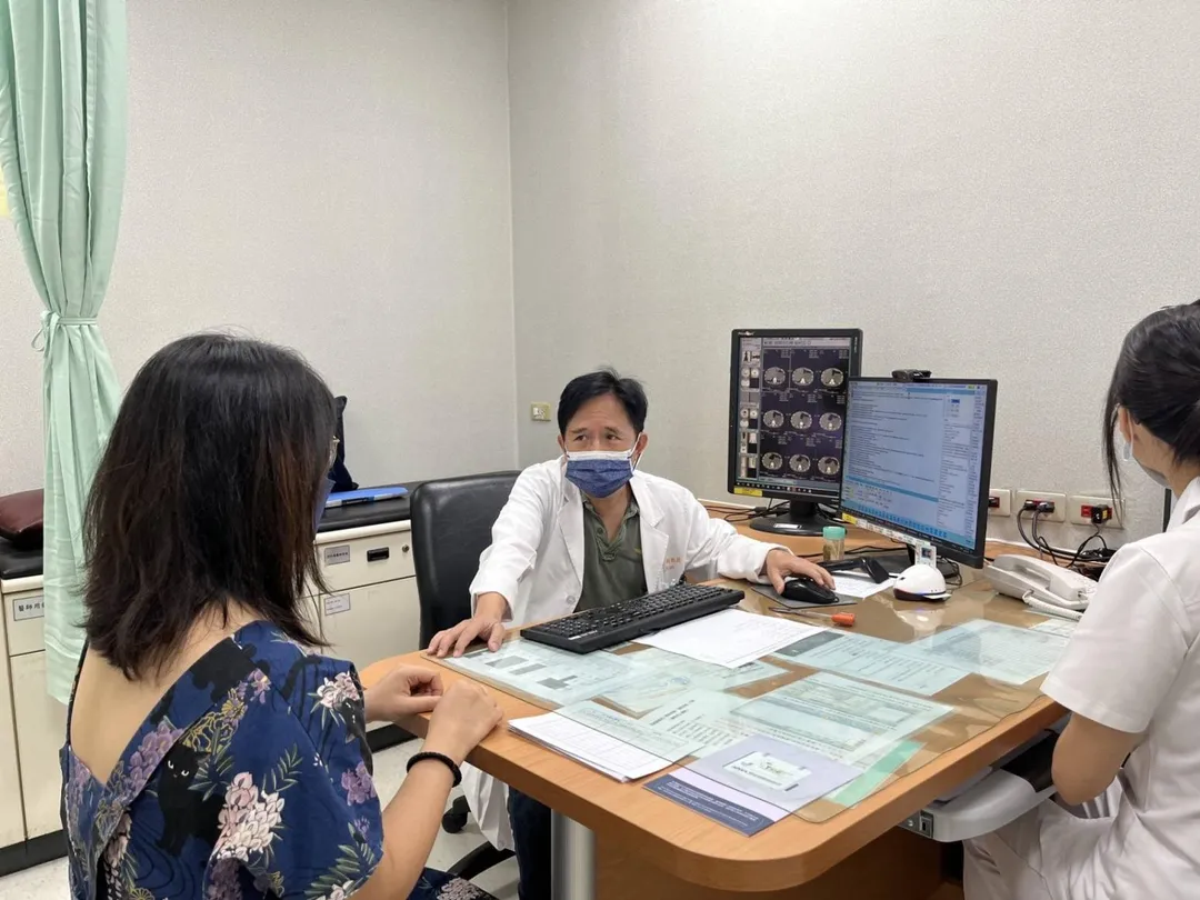 郭弘周醫師提醒,AIP雖罕見,但及早辨識、正確診斷、適當治療與移除誘因,可有助降低反覆急性發作及嚴重神經併發症風險。(圖/長庚醫院提供)