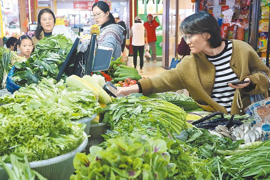 目前導致中國大陸消費不振的最主要因素，還是在房地產。（圖／中新社）