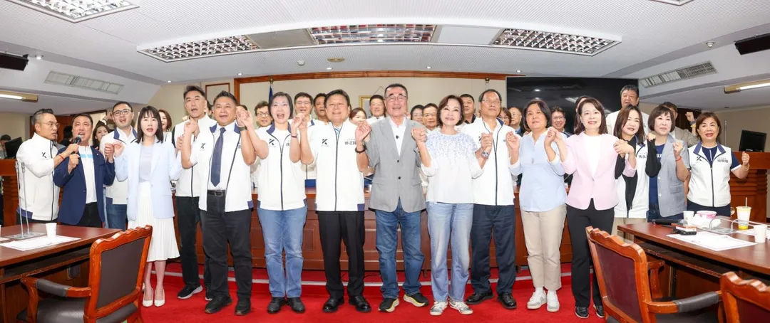 李四川21日拜會立院國民黨團。(圖/李四川競辦提供)