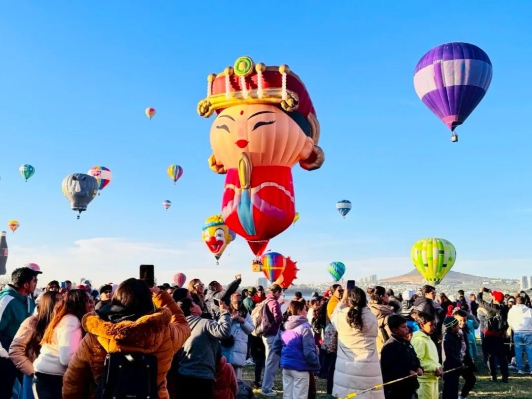 石岡熱氣球嘉年華8月22日至24日登場，今年特別邀請全球唯一「台東天后宮媽祖造型熱氣球」首度台中升空。（圖／台中市政府）