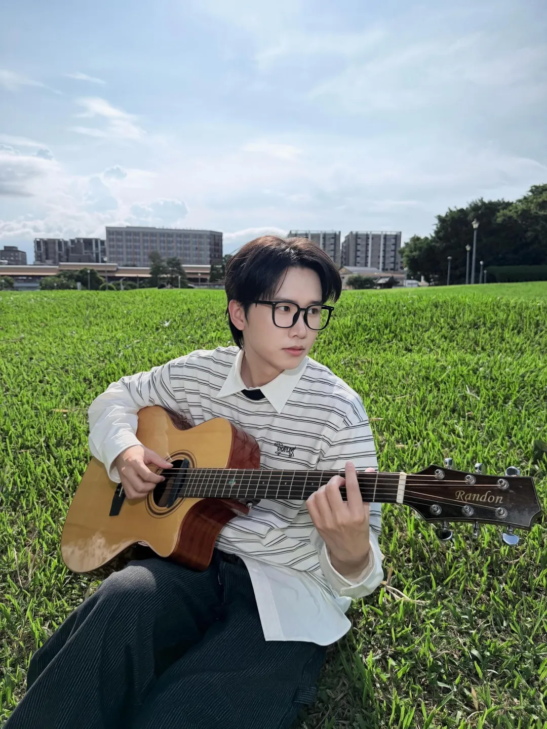男團AcQUA源少年隊長黃莑茗近期推出全新創作單曲〈哎呀〉。（圖／種子音樂 提供）