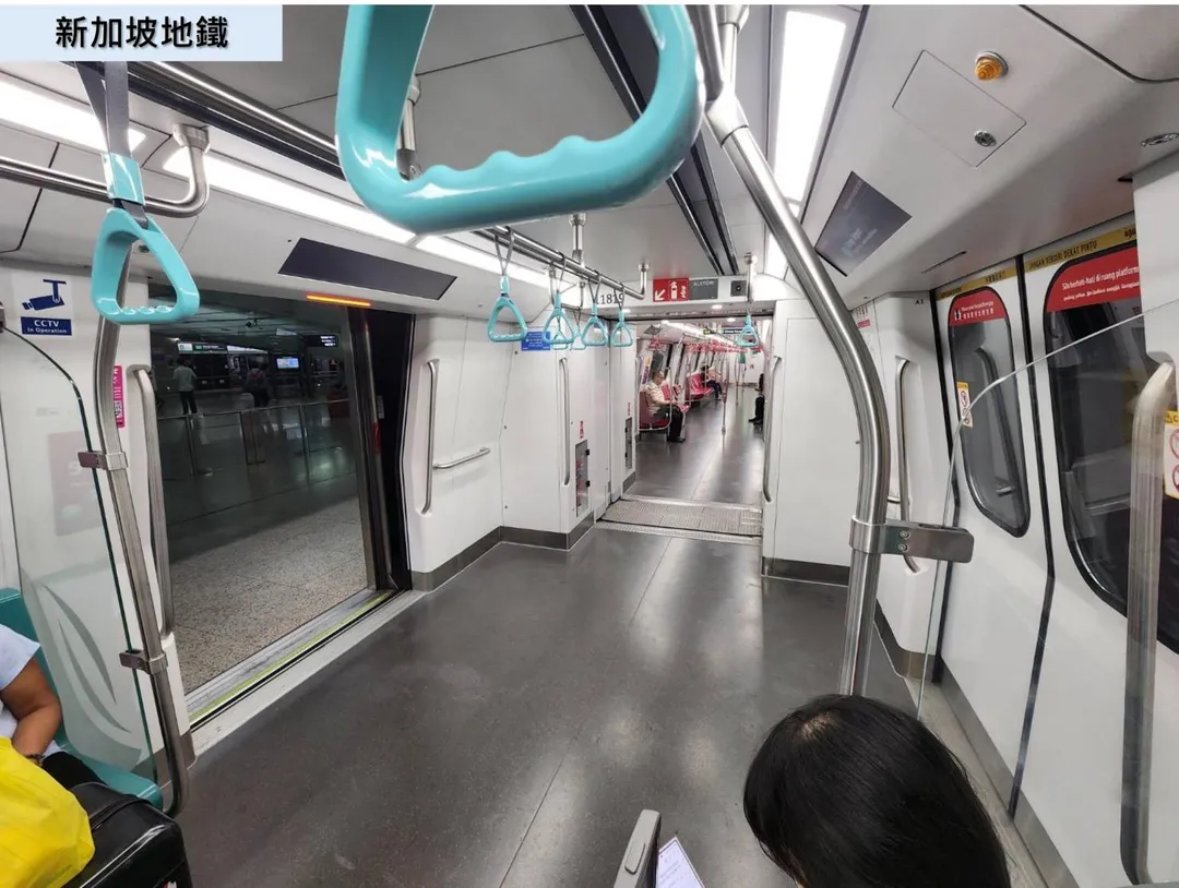 針對網路社群傳出台北捷運車廂拆除立柱與座椅是為了「方便軍隊鎮壓」、「讓市民無路可逃」等政治或軍事目的，台北捷運公司今日發表嚴正聲明予以駁斥。（圖／北捷提供）