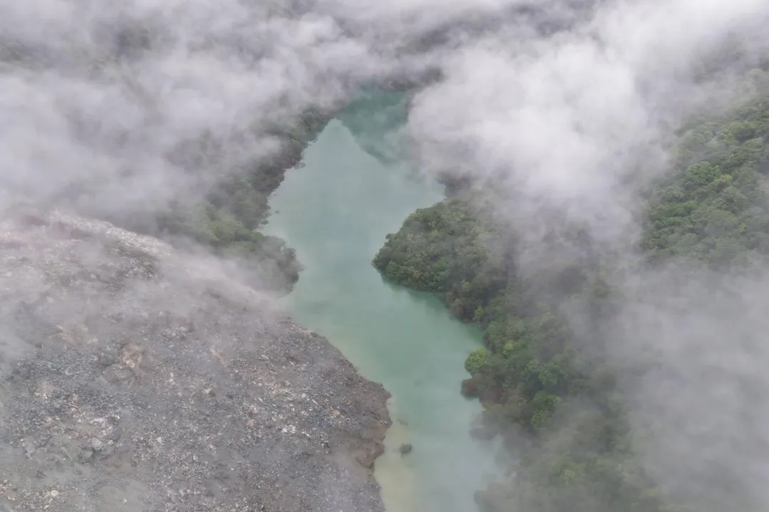 萬里溪堰塞湖23日空拍。（圖／林業署花蓮分署提供，下同）