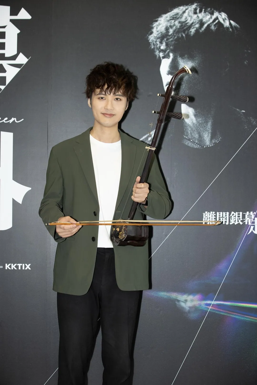 朱芸編將於9月19日在台北舉辦首場個人二胡演奏會《銀幕之外》。(圖/555無限使命提供)
