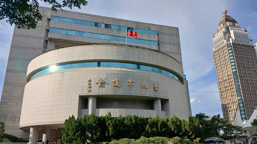 台北市議會。（圖／中天新聞）