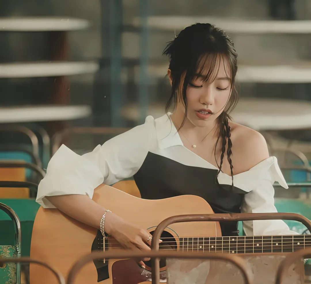 歌手Ariel蔡佩軒近期推出全新單曲〈魚花〉，首度將台語寫進歌詞。（圖／可瑞思國際娛樂 提供）