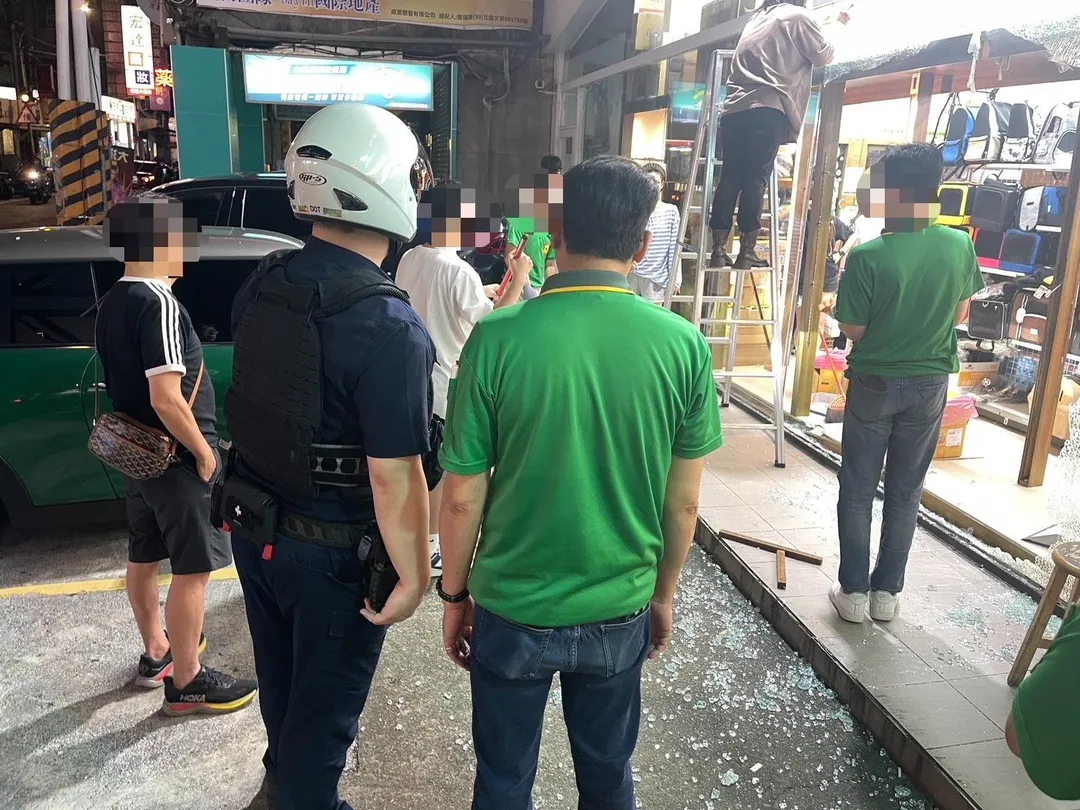 警方對陳男進行酒測與毒駕檢測後，結果皆已排除嫌疑，確認本案純屬停車時操作不慎引發的財損意外。（圖／警方提供）