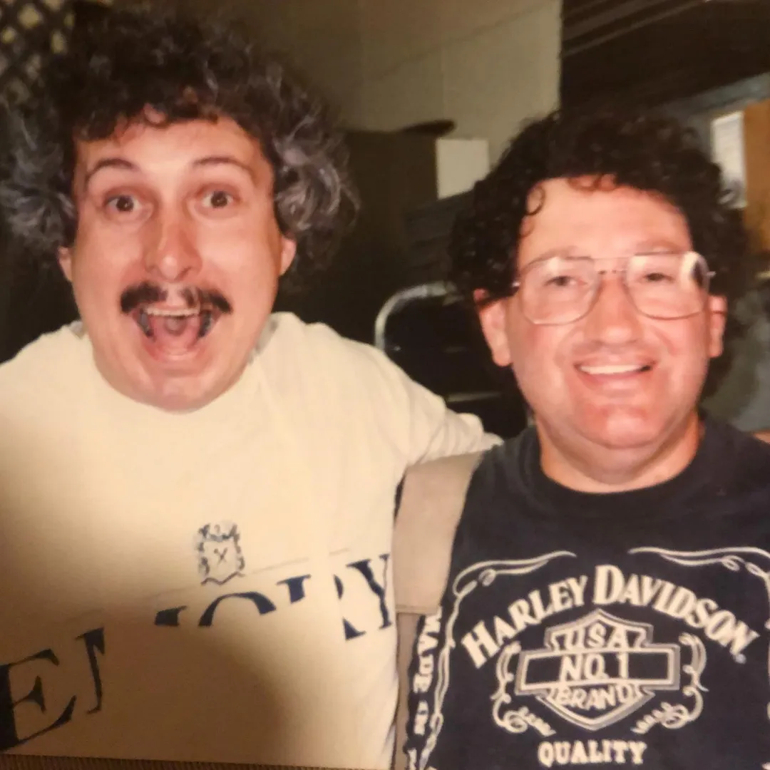 馬蒂納德勒的兒子查理納德勒近日也在社群發文哀悼。（圖／翻攝FB Charlie Nadler）