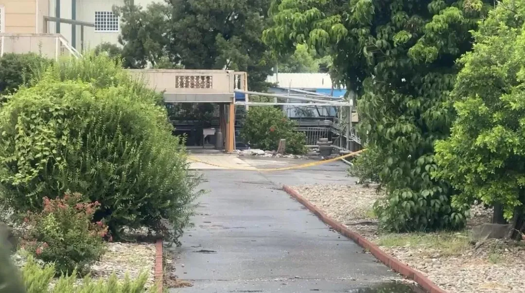 黃聖玹在自家遭膠帶捆綁虐殺，家屬質疑命案現場無明顯打鬥痕跡。（圖／翻攝畫面）