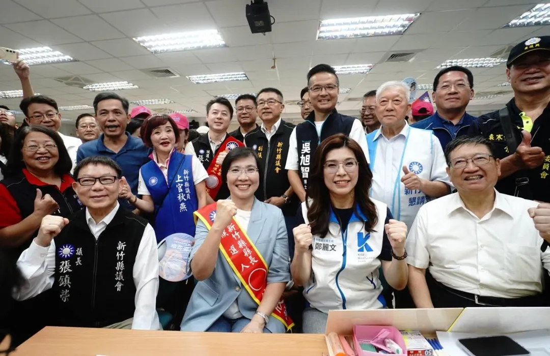 圖為徐欣瑩登記參選新竹縣長選戰。（圖取自徐欣瑩臉書）