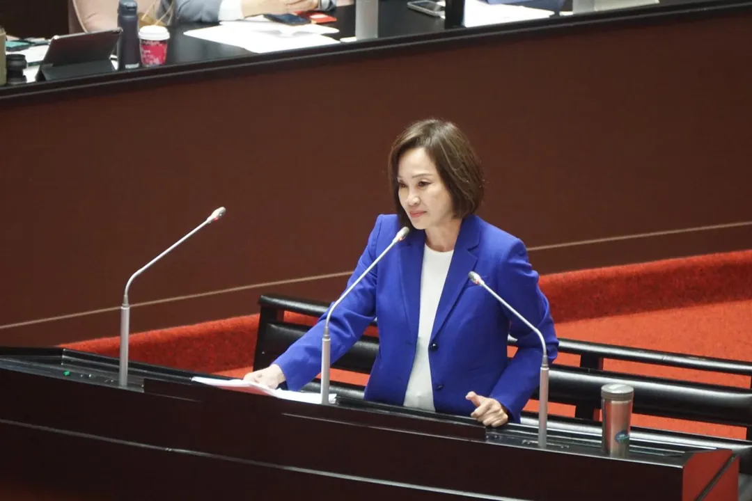 國民黨高雄市長參選人、立委柯志恩強調，文化部相關預算實際刪減比例僅約3.3%，也是近三年最低。（圖／柯志恩競辦提供）