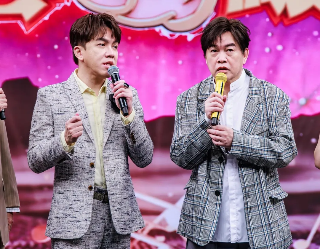康康(右)與許志豪(左)互相吐槽。(圖/中視提供)