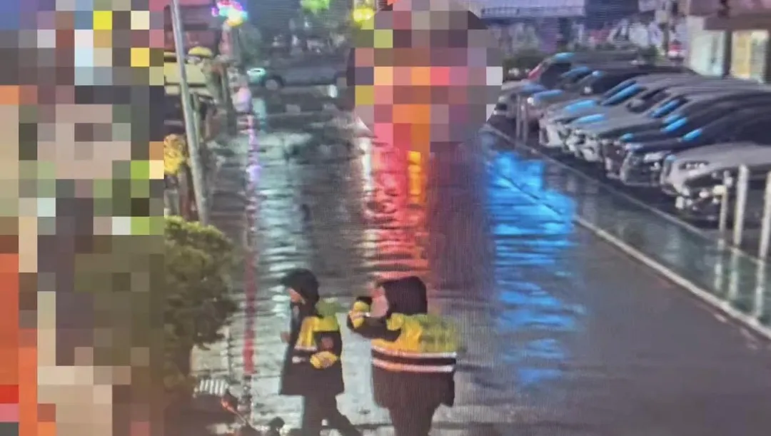 北市大安區餐廳遭砸警方趕赴現場。（圖／翻攝畫面）