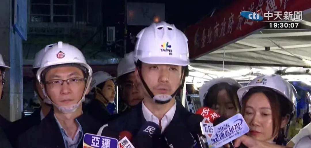 台北市長蔣萬安10日晚間前往視察。（圖／中天新聞）