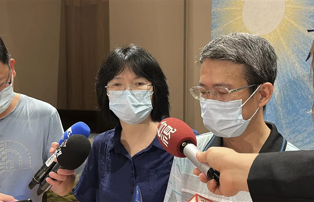 楊媽媽提出3項訴求。(圖/塗豐駿攝)