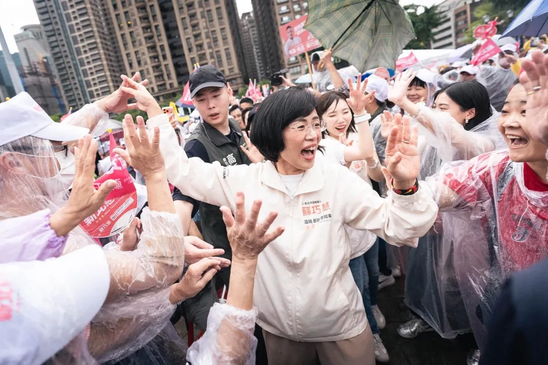 吳亮賢表示，蘇巧慧與其只會說空話，不如先把欠新北的541億毛還來。（示意圖/圖取自蘇巧慧臉書）