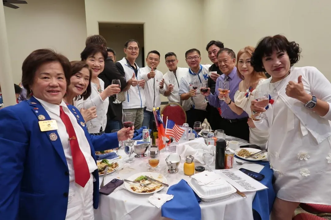 國民黨團首席副書記長洪孟楷、立委黃健豪，以及中常委兼主席特別顧問李德維，訪美期間特別安排24小時快閃南加州，當地僑胞熱烈歡迎。（洪孟楷辦公室提供）