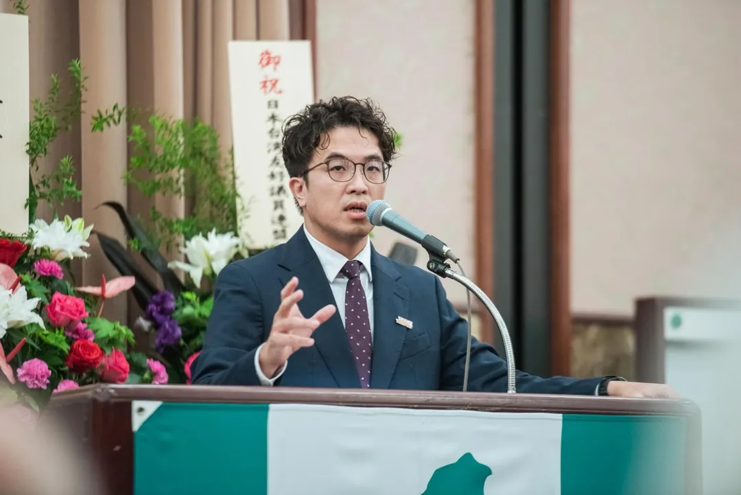 沈伯洋今日受訪則表示,「洋流」是支持者自發形成的口號。(圖/沈伯洋競辦提供)