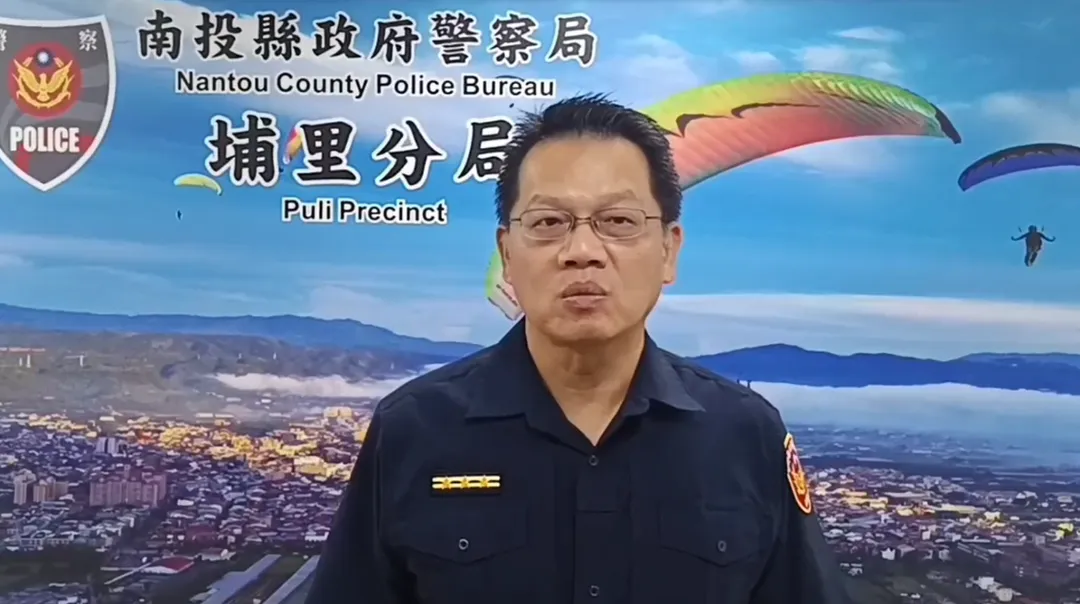 針對現場血跡、刀具及相關跡證,已由鑑識人員進行採證,檢警後續將進一步調閱現場監視器等證據,釐清案發前雙方互動、詳細結怨原因,以及潘男持開山刀行兇的完整經過與相關刑責。(圖/警方提供)