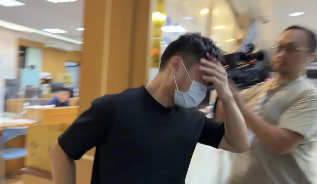 警政署楊姓警官涉毒10萬元交保。（圖／翻攝畫面）
