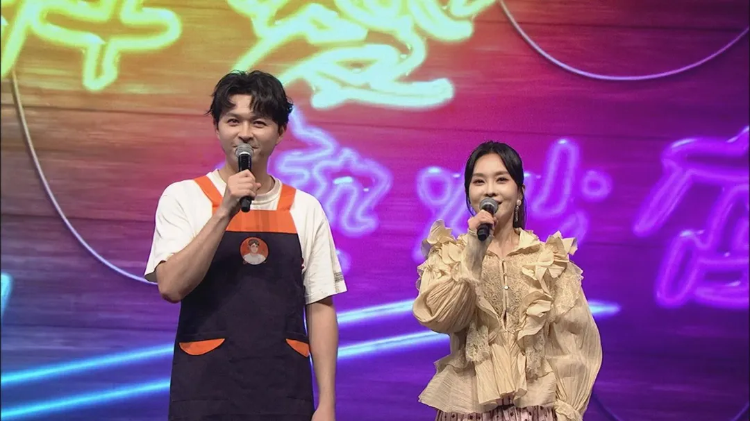 李子森、杜忻恬在《綜藝一級棒》演出歌中劇。（圖／中視提供）