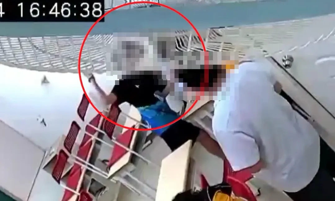 國二女學生在補習班遭男同學瘋狂毆打攻擊。（圖／翻攝畫面）