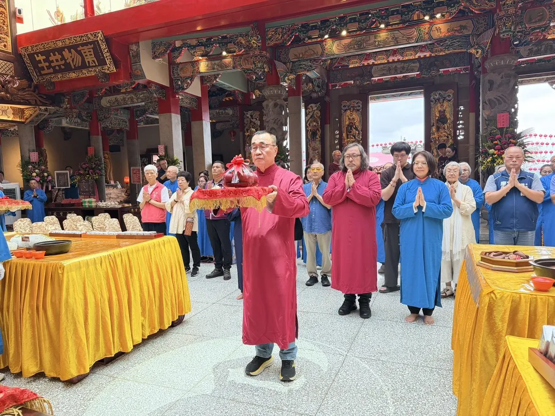 李四川受邀出席瑞芳青雲殿62週年安座入廟紀念日活動。(圖/李四川競辦提供)