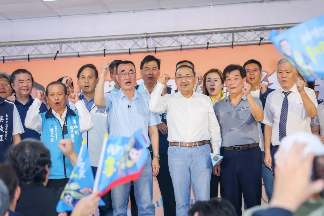 李四川今宣布新北市長侯友宜就任競選總部主委，邀請侯友宜一起開箱競選總部。（圖／競總提供）