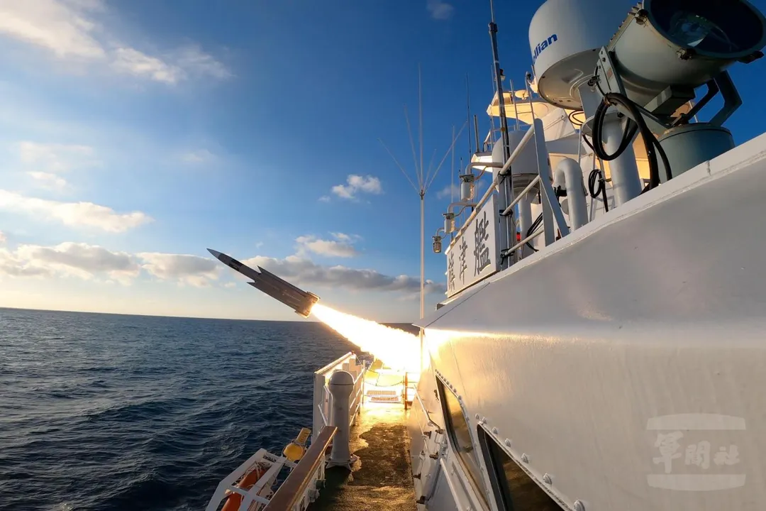 海巡署旗津號發射雄風三型反艦飛彈。(圖/軍聞社)