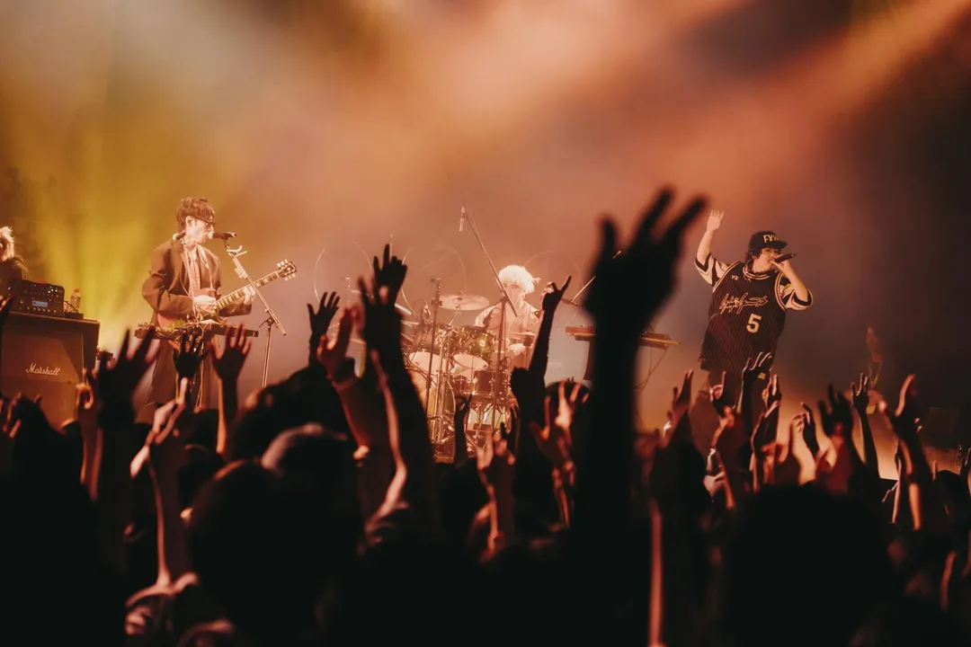 PEOPLE 1為「RUSH BALL 2026」於首次踏出日本來台演出。(圖/好玩國際文化提供)