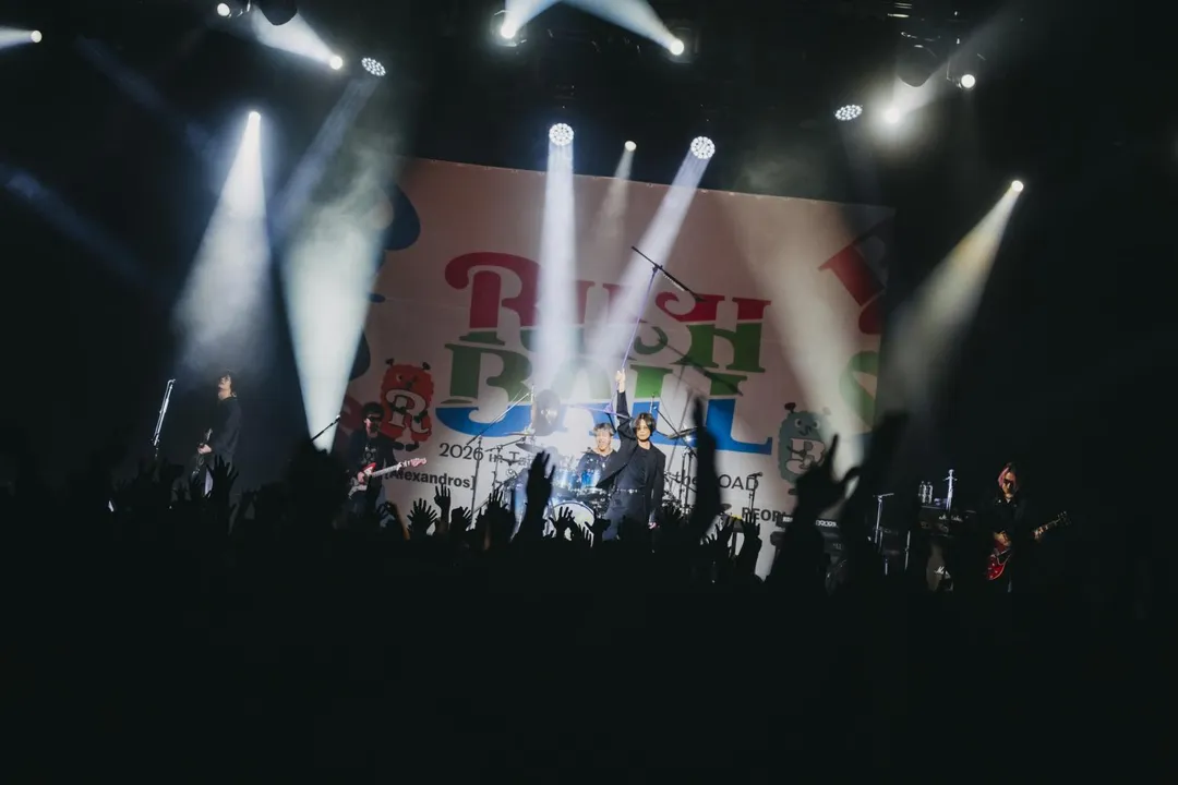 [Alexandros]在「RUSH BALL 2026」中壓軸炸場。(圖/好玩國際文化提供)