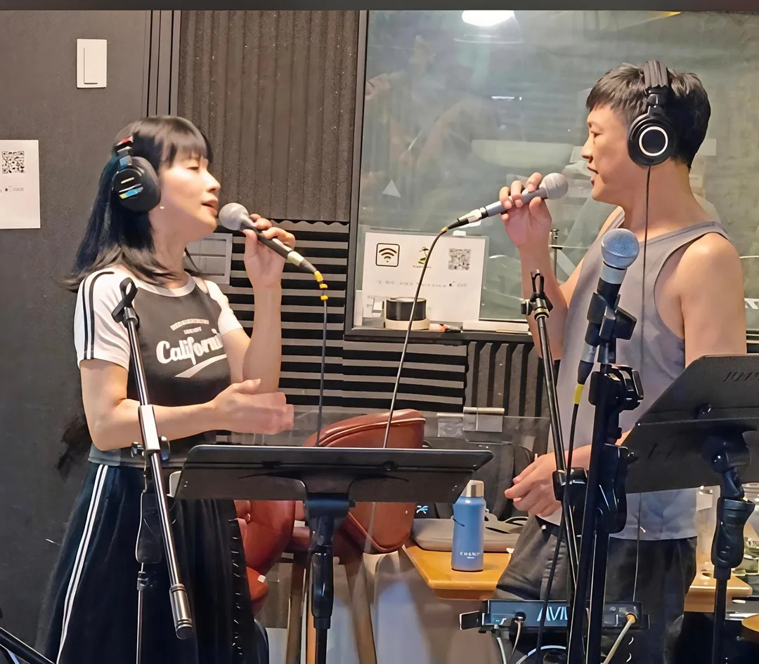 相隔30年未見的高明駿與陳艾湄日前為演唱會合體彩排，默契依舊。（圖／宇禾數位 提供）