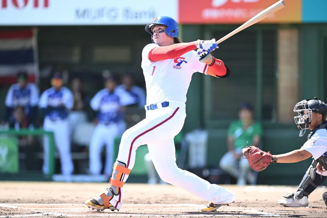 陳敏賜轟出全壘打。（圖／中華奧會提供）