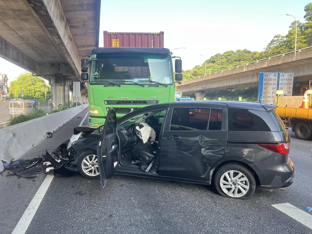 車禍現場。(圖/警方提供)