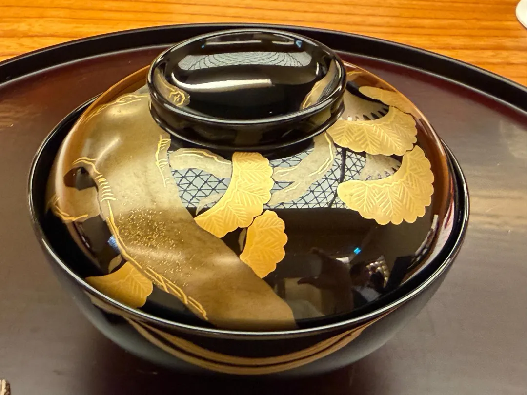 精美器皿。(圖/黃宏輝提供)