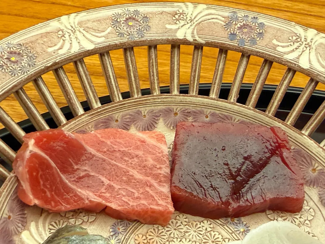 本鮪蛇腹赤身。(圖/黃宏輝提供)