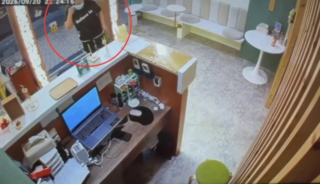婦人趁火警進入按摩店 。（圖／翻攝Threads wei___tra）