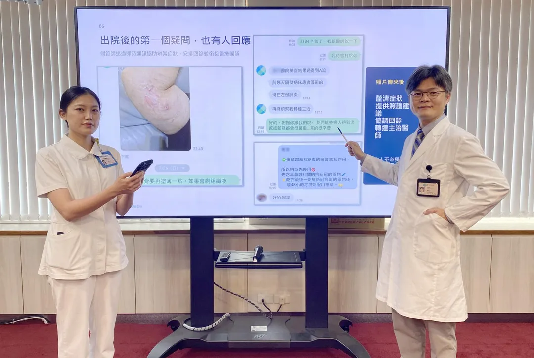 造血幹細胞移植個案管理師鍾欣樺(左)協助白血病友照護、症狀辨識與生活重建,與血液腫瘤科主任陳聰智(右)帶領之醫療團隊一起守護病友。(圖/臺中榮總)