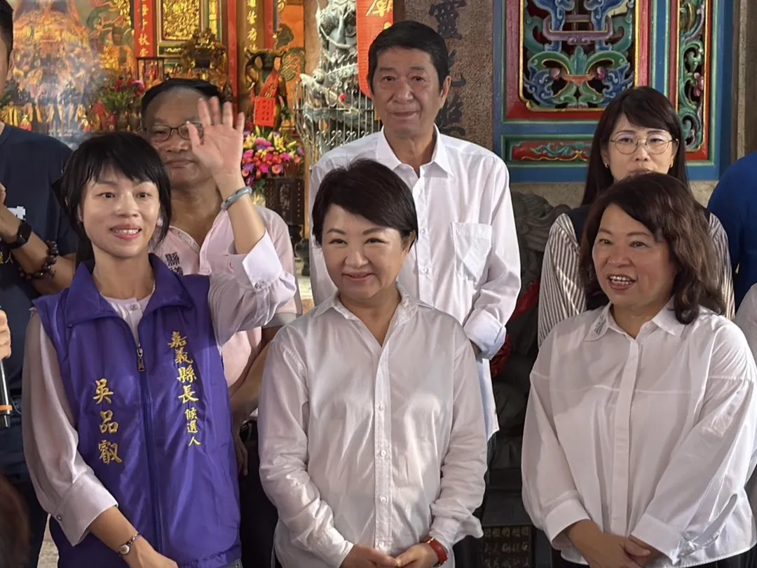 盧秀燕與黃敏惠聯手力挺吳品叡。（圖／吳品叡競辦）